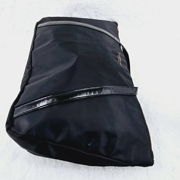 Givenchy Parfums Nylon Travel Tote - Picture 5 of 10